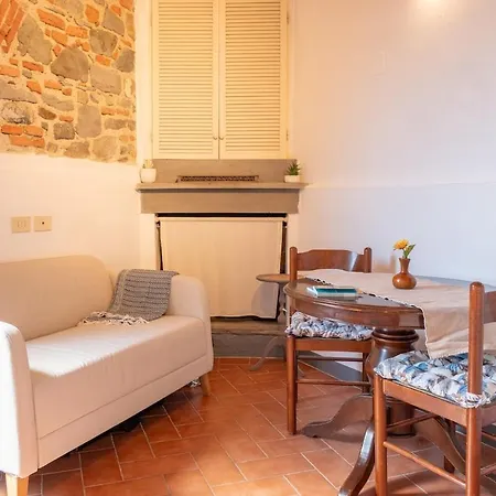 Cozy Bruni House In Apartman