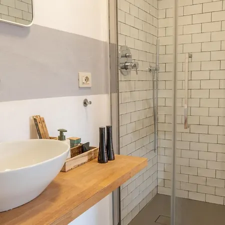 Cozy Bruni House In Apartman