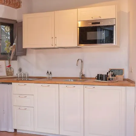 Daire Cozy Bruni House In *
